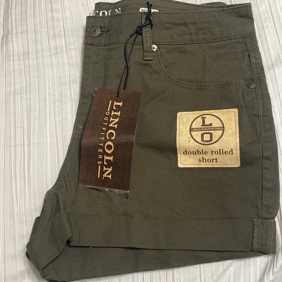 Lincoln outfitters Pants - Women’s shorts